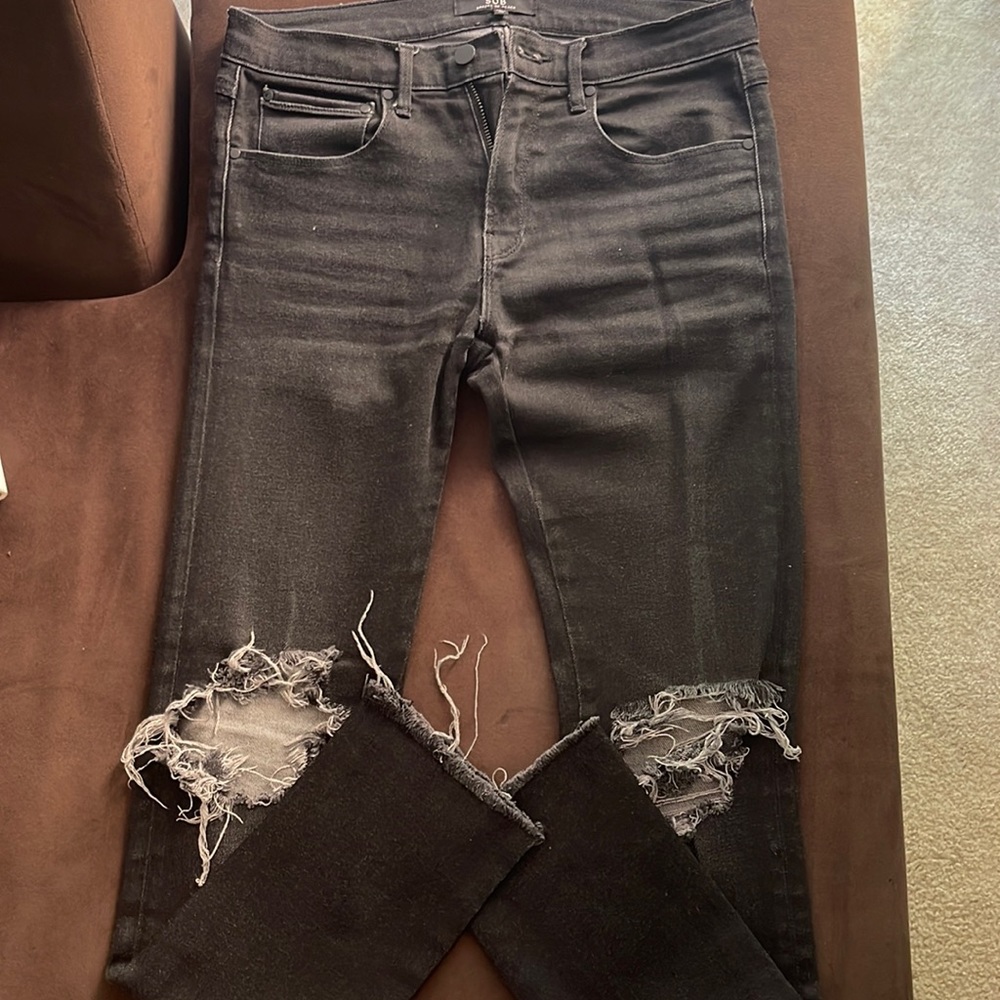SHADE OF BLACK (SOB) BLACK DISTRESSED DENIM